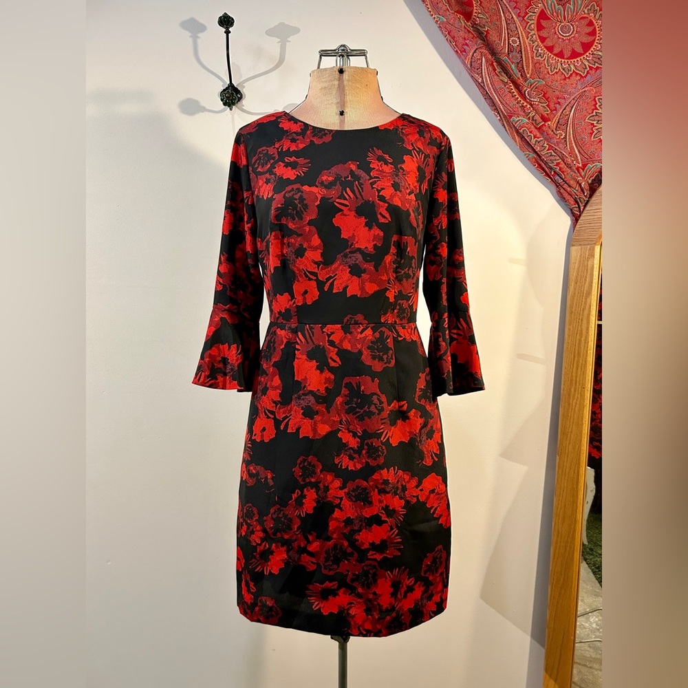 Cynthia Steffe Floral Ruffle Sleeve Sheath Dress Red Black Size 2